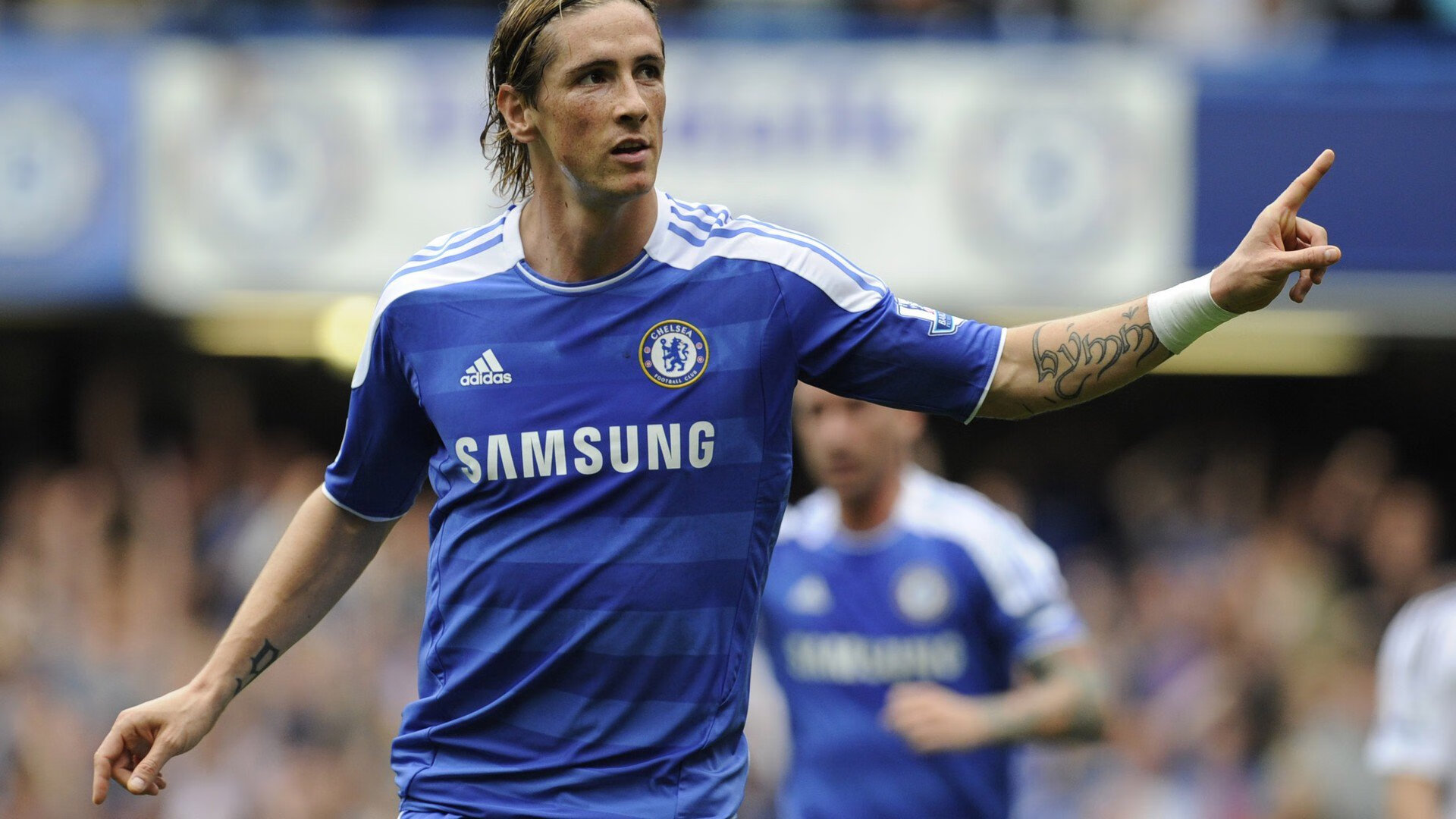 武大靖复出首秀出彩,武汉三镇主场险胜莱比锡,豪取10连胜的简单介绍